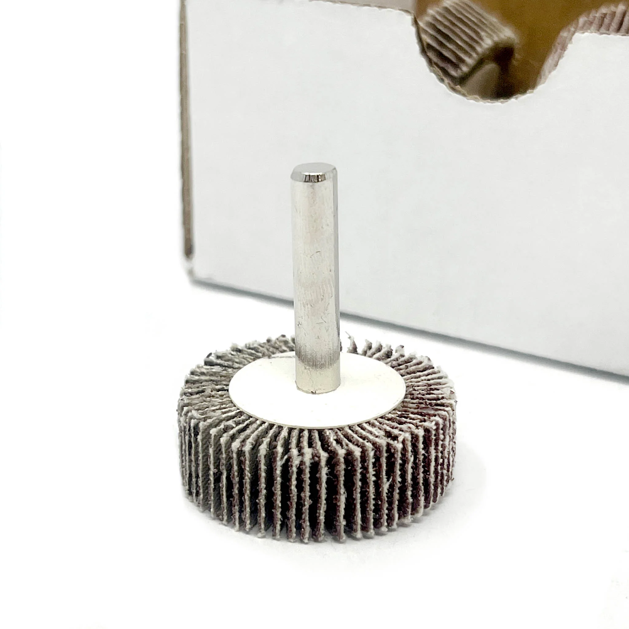 1 1/2" x 1/2" Flap Wheel 60 Grit 5PK